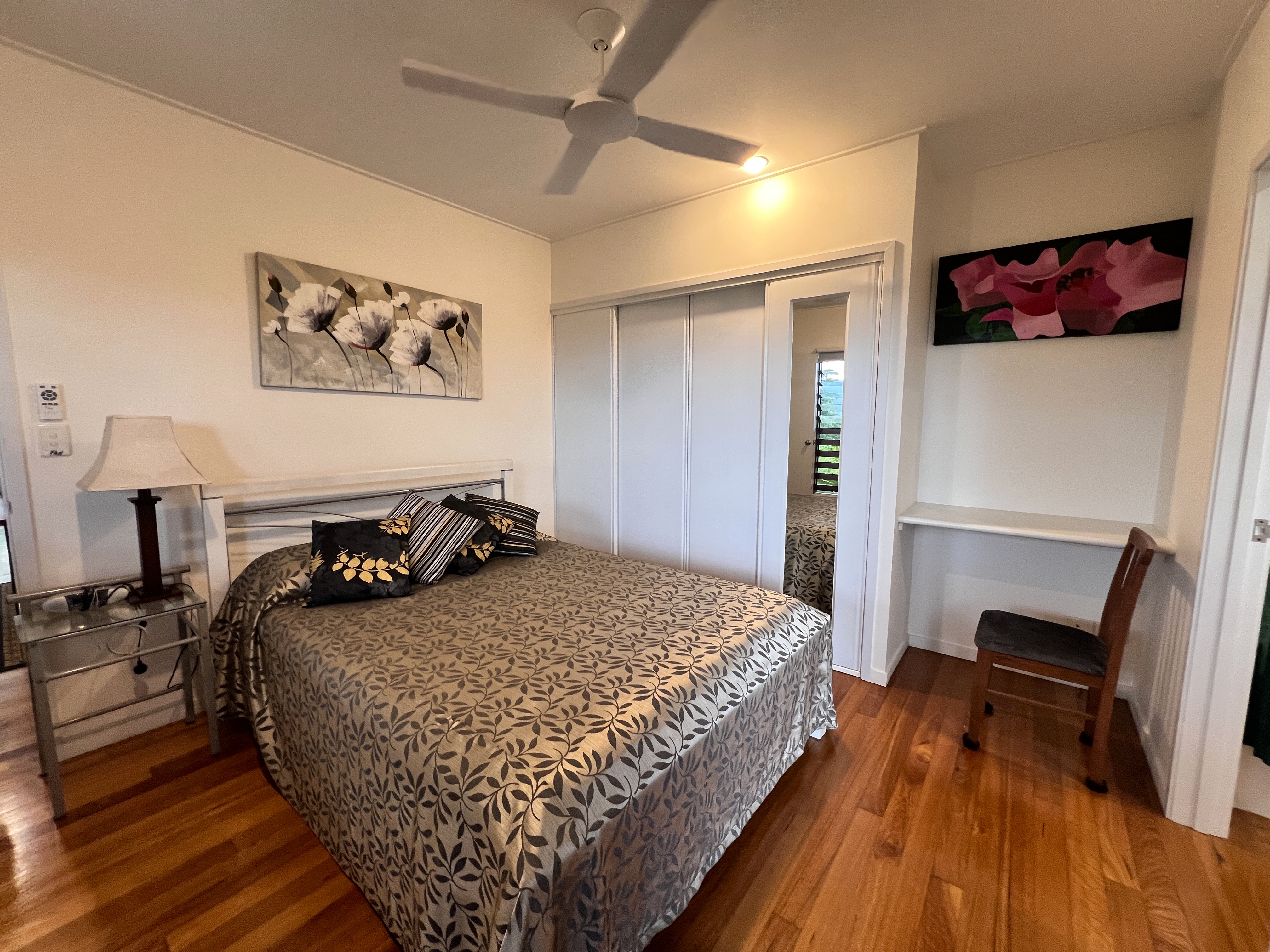 One Bedroom Rainforest Retreat With Stunning City Views – Utilities Included